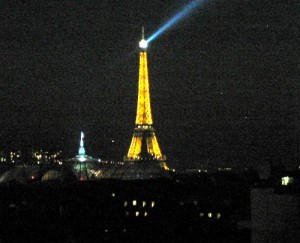 Eifelturm bei Nacht