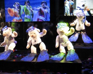 Tanzende Teddies, Galeries Lafayette, 2010