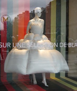 Schaufenster in Paris.