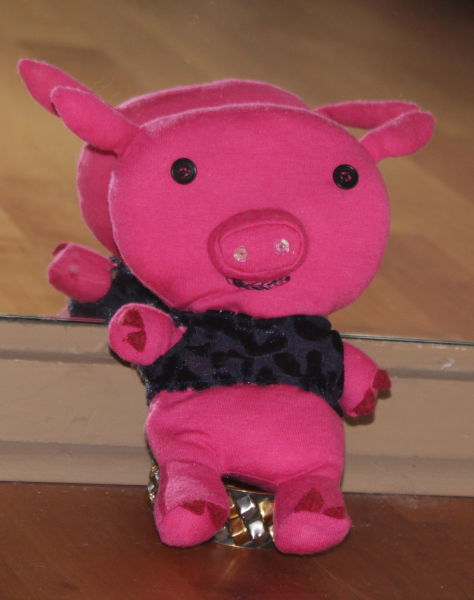 genähtes Schweinchen in pink